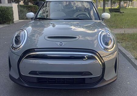 Mini Cooper SE Classic Trim