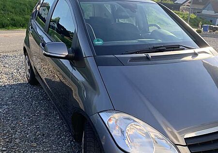 Mercedes-Benz A 160 TÜV 03.2026