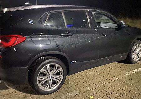 BMW X2 sDrive 20 i Advantage Plus,192 PS,großer Tank uvm
