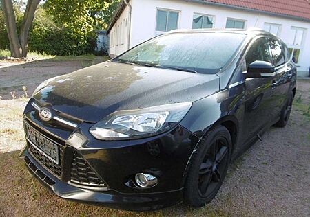 Ford Focus Turnier EcoBoost S