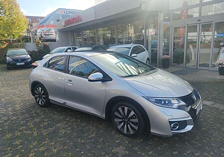 Honda Civic 1.8 i-VTEC Automatik Executive