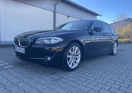BMW 530d 530 xDrive Touring TOP Zustand