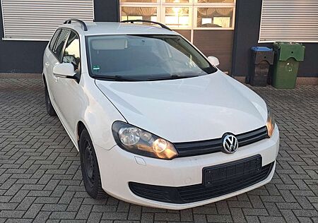 VW Golf Variant Volkswagen Trendline