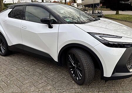 Toyota C-HR 1.8 Hybrid Team Deutschland