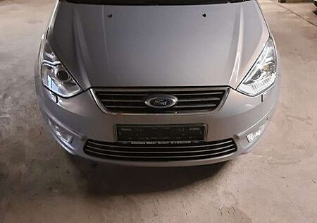 Ford Galaxy 2.0 TDCi DPF Aut. Titanium