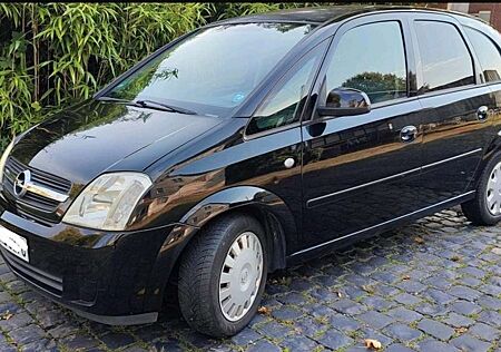 Opel Meriva 1.6 16V (Essentia)