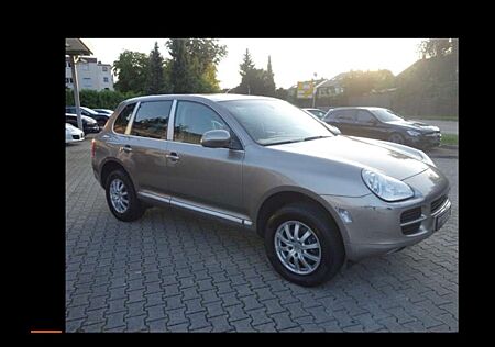 Porsche Cayenne Tiptronic