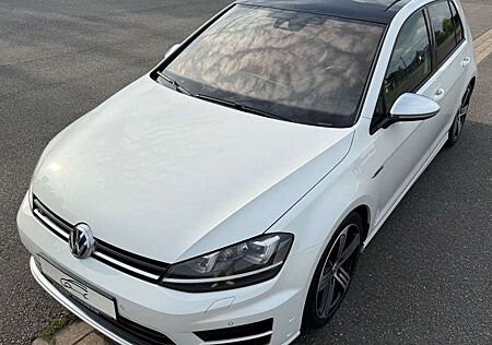 VW Golf Volkswagen VII R 4Motion PANO Leder Keyless Lane Ass