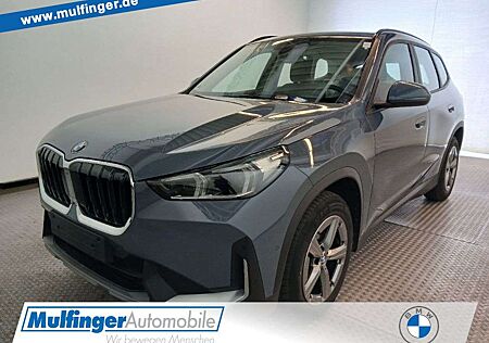 BMW X1 x20d AdapLED DrivAs Plus KomfZ AHK PaAs Navi