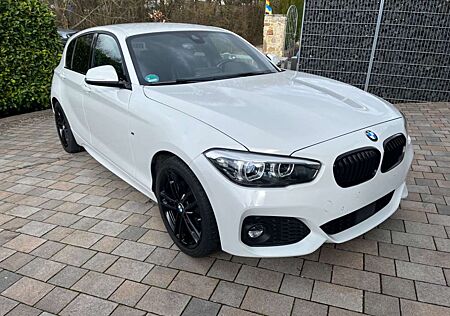 BMW 118 ia M Paket Navi LED Hifi GSHD Klimaaut. PDC
