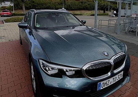 BMW 320 Panorama | 360° | Head-Up