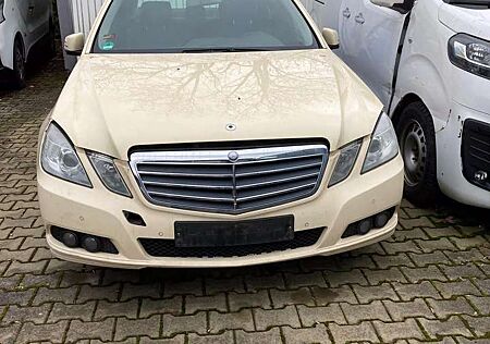 Mercedes-Benz E 200 CDI BlueEfficiency E -Klasse Lim. (BM 212)