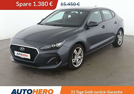 Hyundai i30 gebraucht kaufen Hyundai i30 1.4 TGDI Trend*NAVI*CAM*TEMPO*PDC*SHZ*KLIMA*