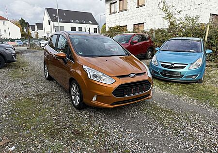 Ford B-Max Titanium