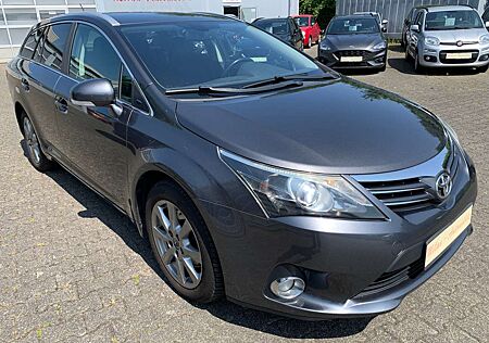 Toyota Avensis 2,2 D Executive Alu-Navi-R.Kamera-Tempomat-Telefon