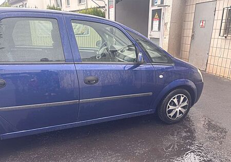 Opel Meriva 1.6 (Essentia)