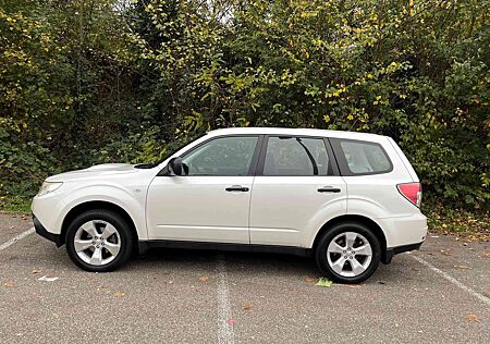 Subaru Forester +Diesel+2.0D; 4x4, AHK