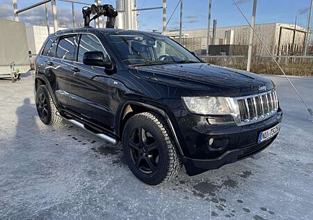 Jeep Grand Cherokee V6 DIESEL XENON,AHK,SITZH...