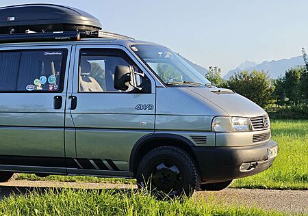 VW T4 Caravelle Volkswagen Syncro. GL 7DC 2P5