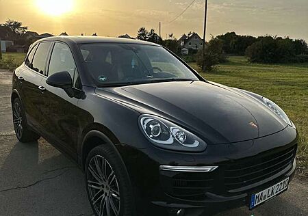 Porsche Cayenne S / Standheizung / Lenkradheizung / AHK