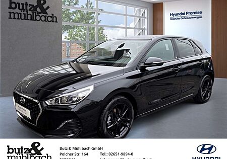 Hyundai i30 1.4 Benzin. M/T Sonderedition Passion-MAYEN
