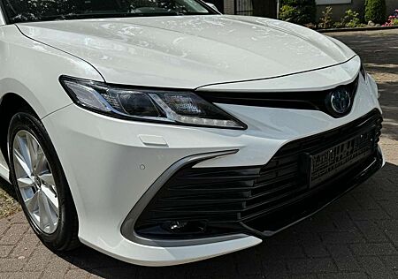 Toyota Camry Business Edition HYBRID*NAVI*CAMERA*LED*