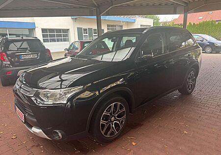 Mitsubishi Outlander ClearTec Intense 4WD 7Sitzer Kamera