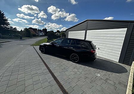 Mercedes-Benz E 300 de T 9G-TRONIC AMG Line