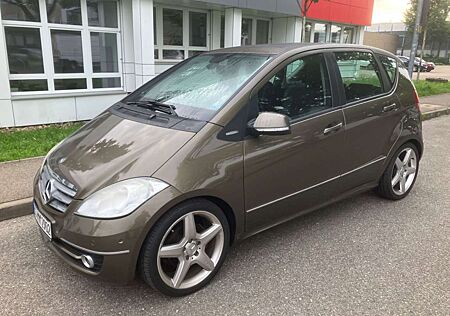 Mercedes-Benz A 180 CDI Avantgarde 18 Zoll AMG