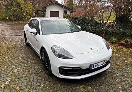 Porsche Panamera 4S E-Hybrid Sport Turismo