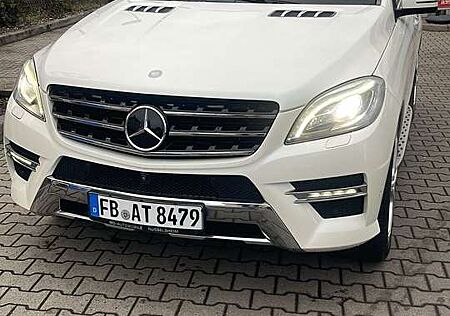 Mercedes-Benz ML 350 BlueTEC 4MATIC 7G-TRONIC Edition 1