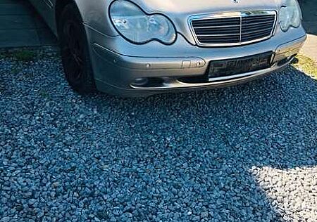 Mercedes-Benz C 180 Classic