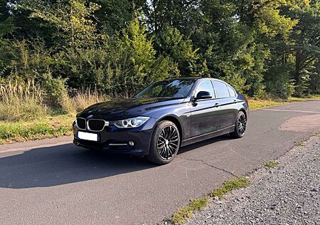 BMW 335d 335 3er Diesel xDrive Sport-Aut. Sport Line