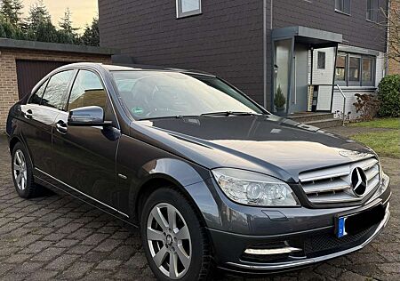Mercedes-Benz C 180 CGI Automatik BlueEFFICIENCY Special Edition