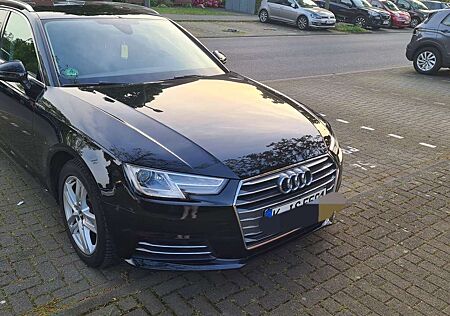 Audi A4 Avant 2.0 TDI sport