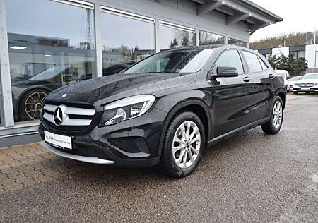 Mercedes-Benz GLA 180 SPORT*CAM*SHT*ALU*KLIMA*AHK*EURO6*