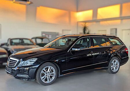 Mercedes-Benz E 220 E220 CDI T Avantgarde Aut/Xenon/Leder/Navi/AHK