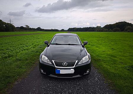 Lexus IS 250 Facelift Luxury Line Voll + Radar