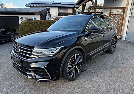 VW Tiguan Volkswagen R-Line 4Motion fast Vollausst., AHK, LED.