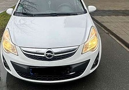 Opel Corsa Color Edition