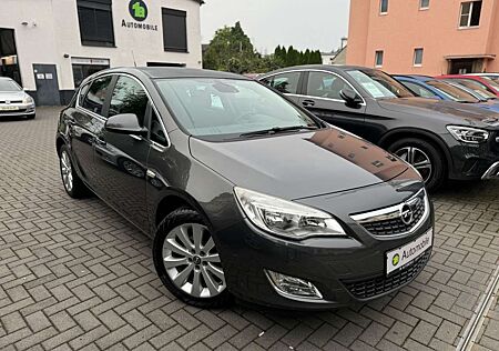 Opel Astra J Lim. KLIMAA.*TEMPO*AUX*TÜV NEU