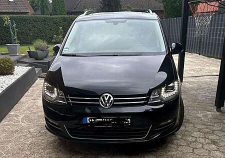 VW Sharan Volkswagen 2.0 TDI DSG Blue Motion