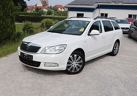 Skoda Octavia Combi Family Xenon PDC SHZ KlimaTÜV01/26
