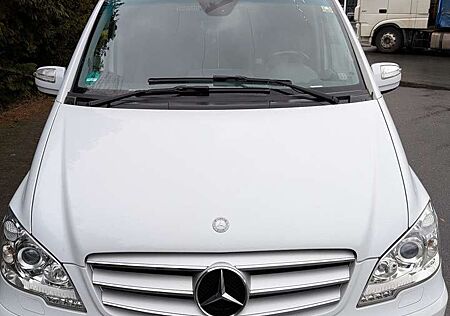 Mercedes-Benz Viano 3.0 CDI DPF kompakt Automatik Ambiente