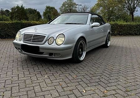 Mercedes-Benz CLK 320 Cabrio Elegance