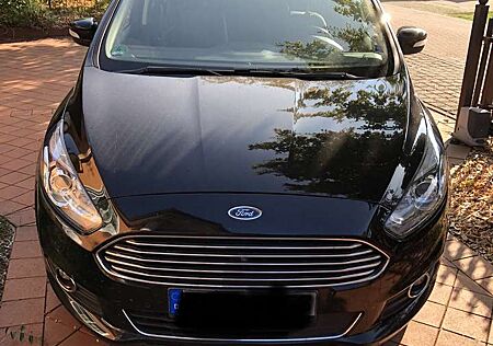 Ford S-Max Diesel 2.0 TDCi Titanium