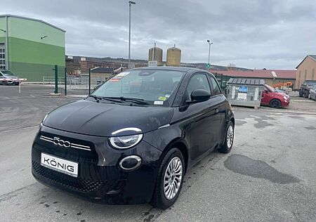 Fiat 500E MY23 Elektro Klimaautomatik