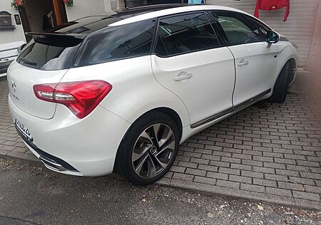 Citroën DS5 Citroen Hybrid4 EGS6 SportChic