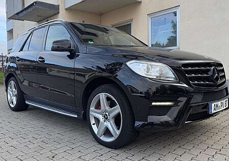 Mercedes-Benz ML 350 BlueTEC 4MATIC 7G-TRONIC Edition 1 AMG Line