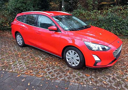 Ford Focus Turnier 1.0 EcoBoost Hybrid Cool & Connect
